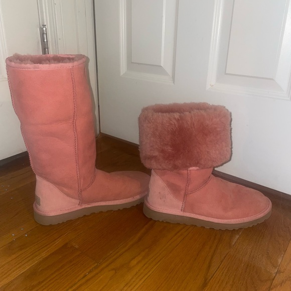 Women's Pink UGG Boots - Picture 3 of 4